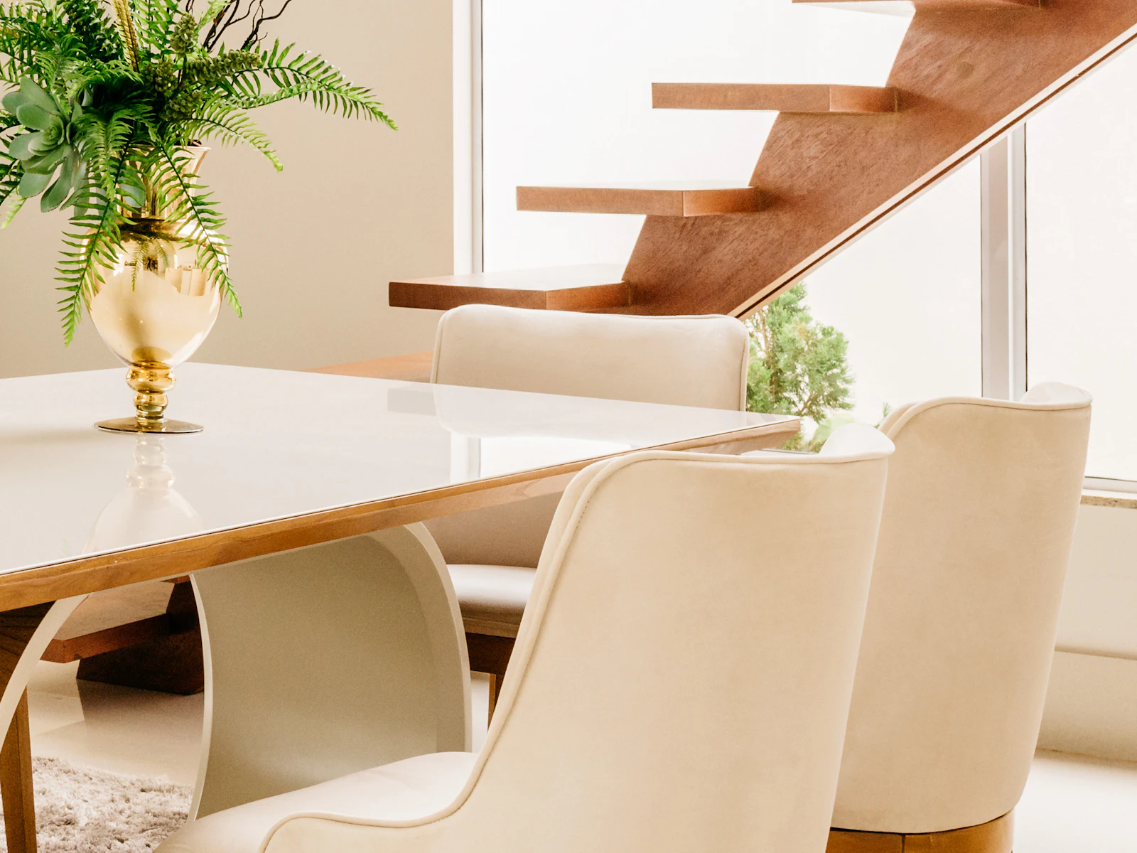 Detail of the Hale oval dining table