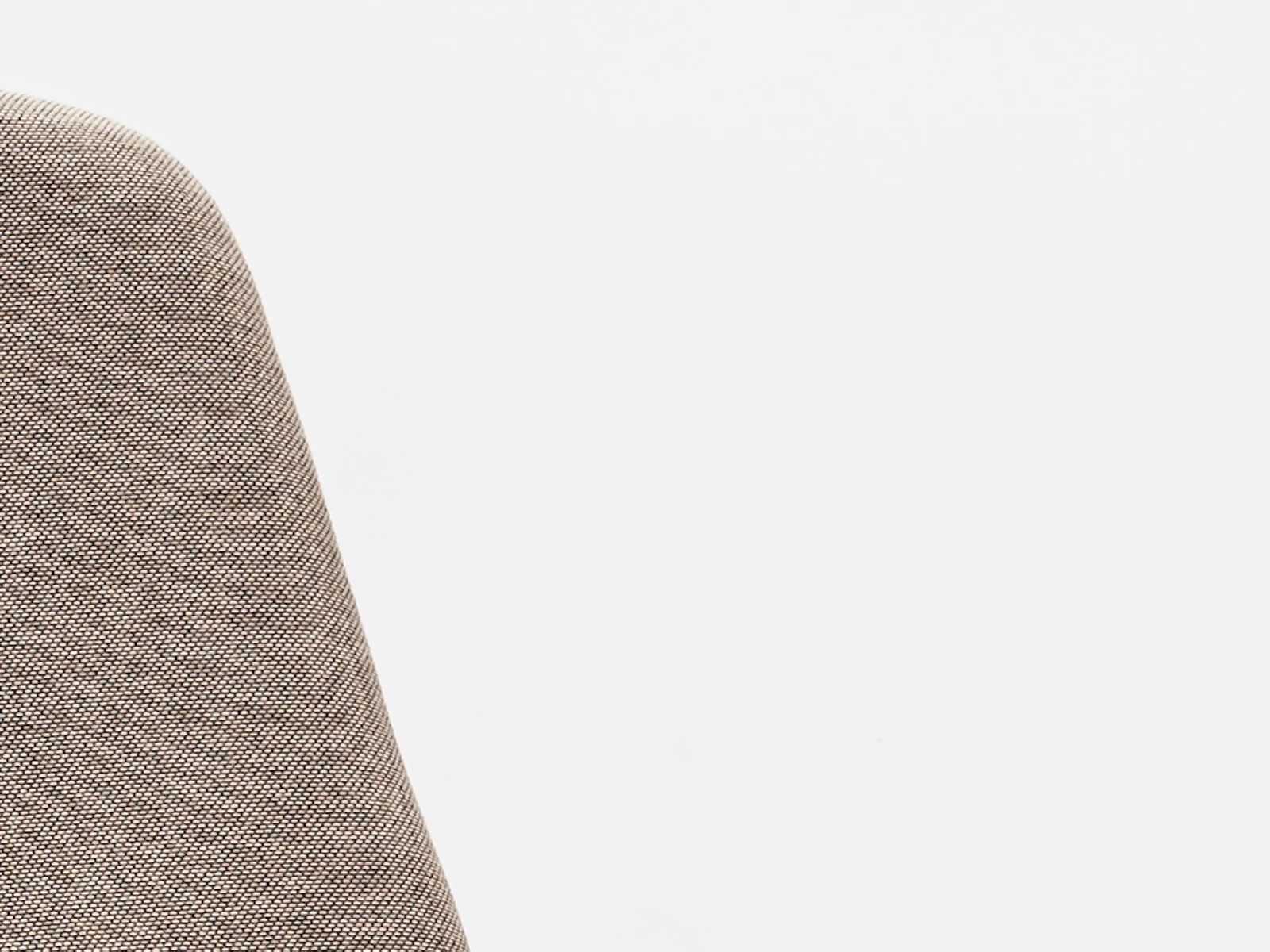 Detail of the Vale swivel chair